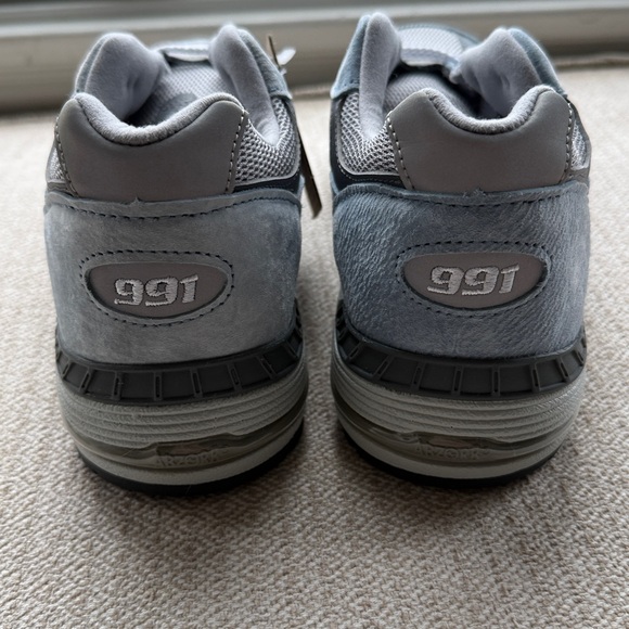 New Balance 991 - Picture 7 of 7
